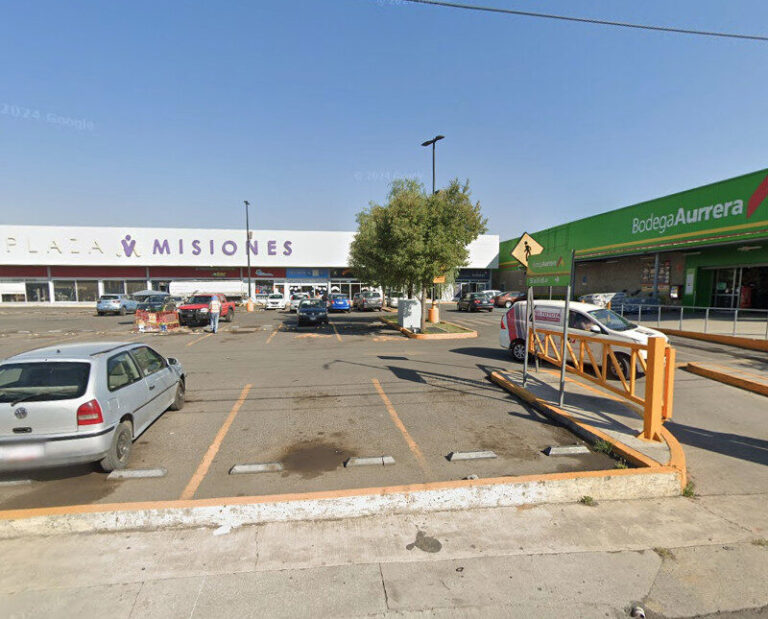 Plaza Misiones Cuautlancingo